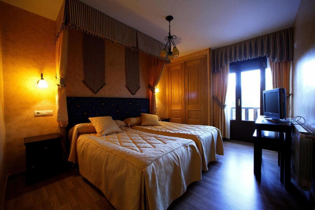 Hotel Real La Yensula
